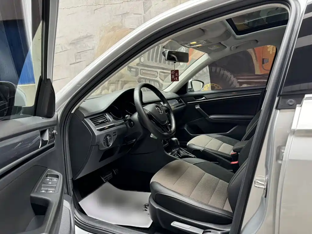 Volkswagen C-Trek — миниатюра 10