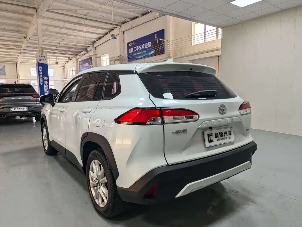 Toyota Corolla Cross — миниатюра 6