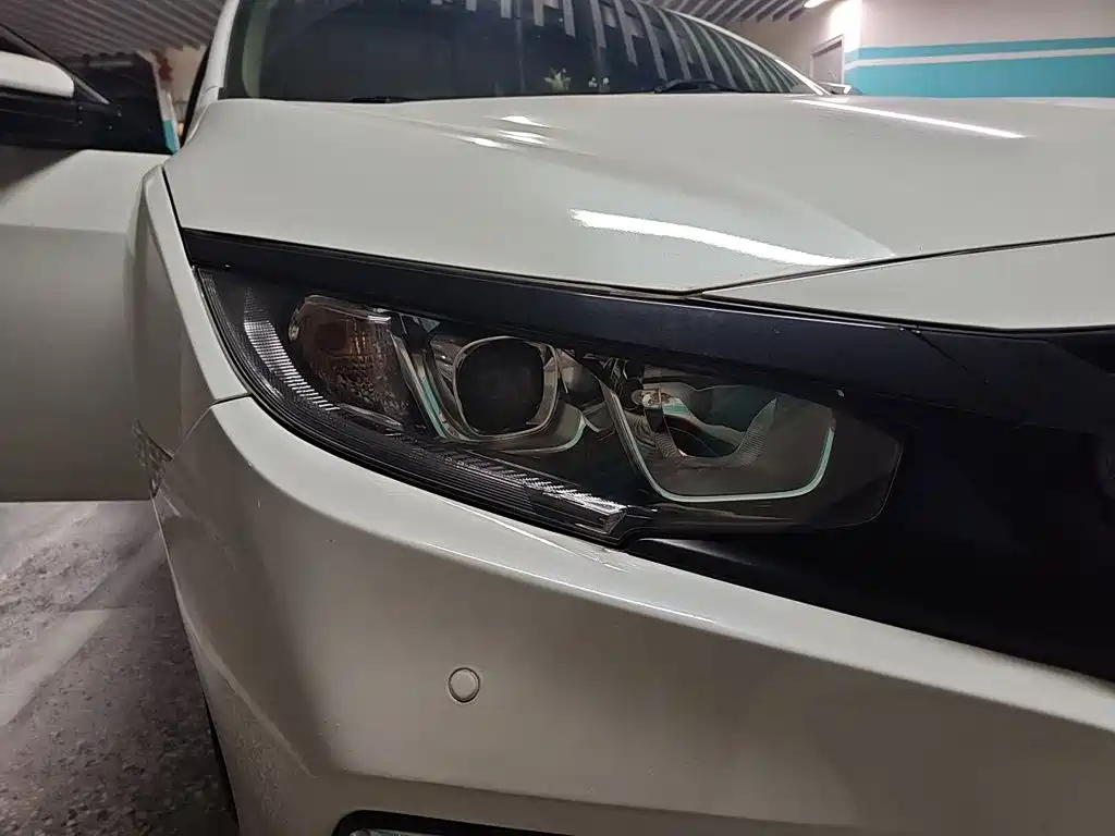 Honda Civic — миниатюра 7