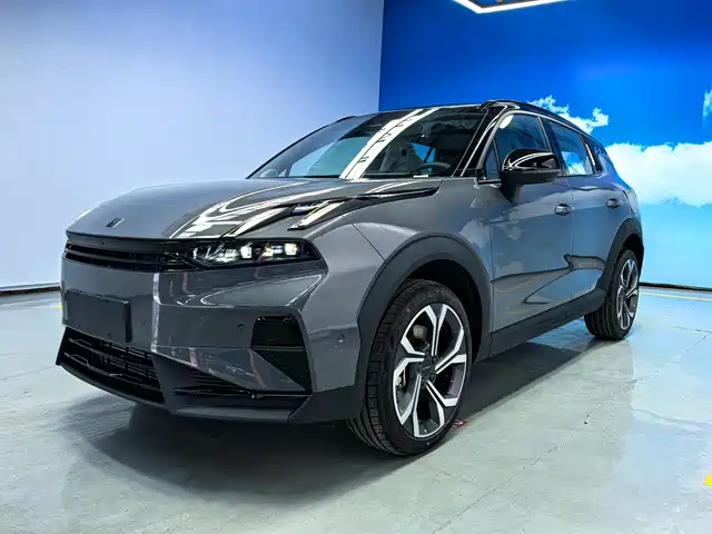 2026 Lynk & Co 06