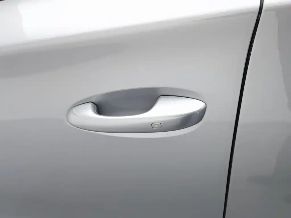 BYD Tang — миниатюра 18