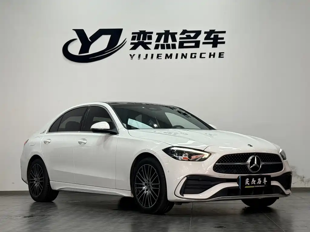 Mercedes-Benz C-Class — миниатюра 3