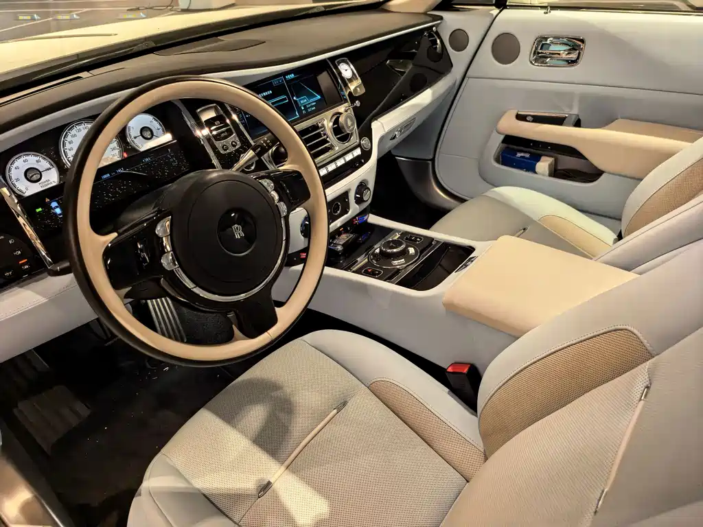 Rolls-Royce Wraith — миниатюра 7
