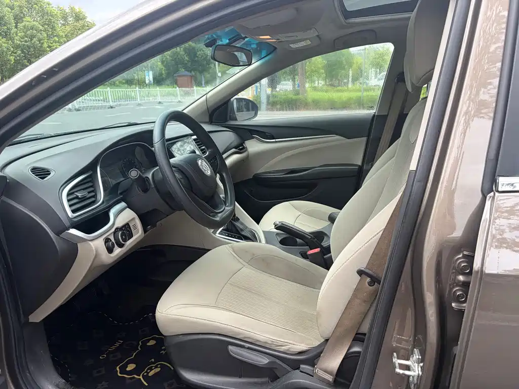 Buick Excelle — миниатюра 8