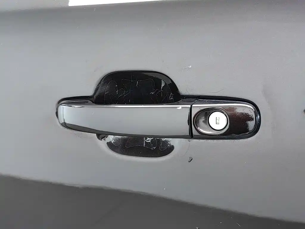 Ford Everest — миниатюра 18