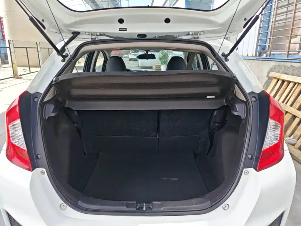 Honda Fit — миниатюра 19