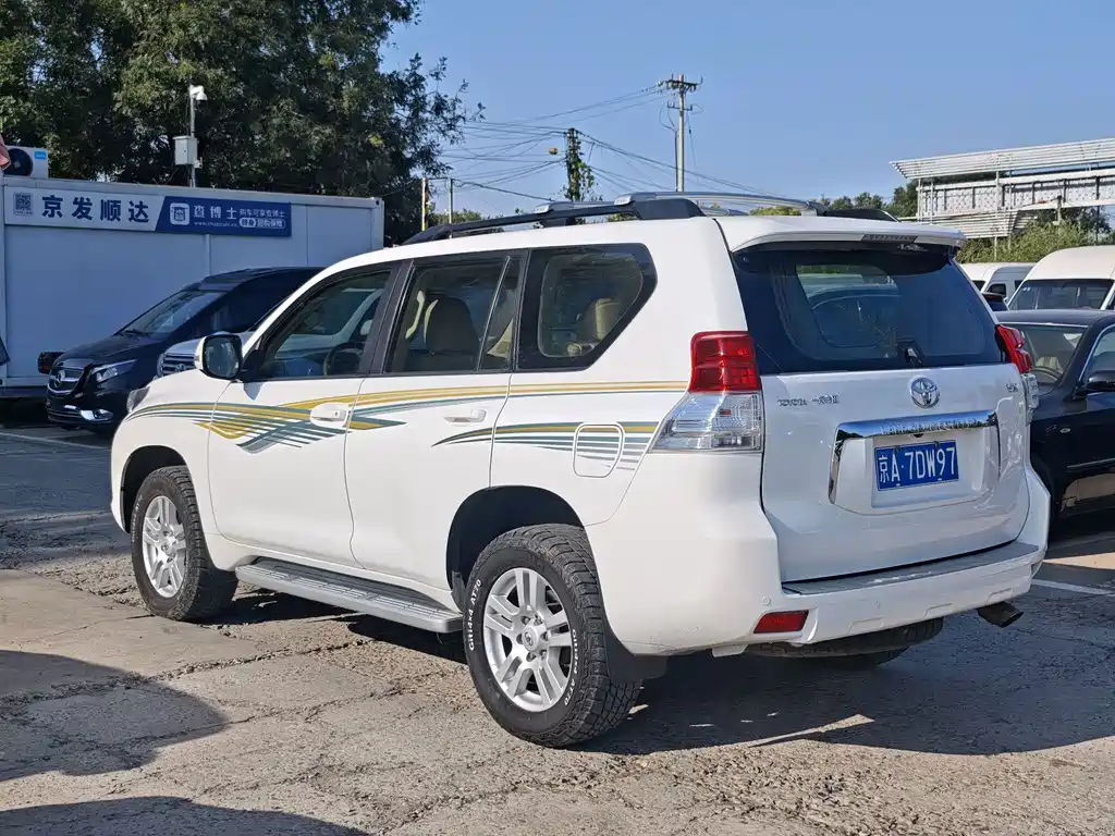 Toyota Prado — миниатюра 4