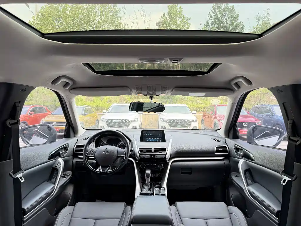 Mitsubishi Eclipse Cross — миниатюра 4