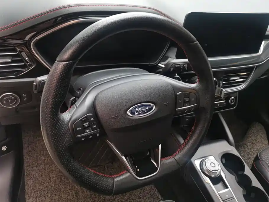 Ford Focus — миниатюра 15