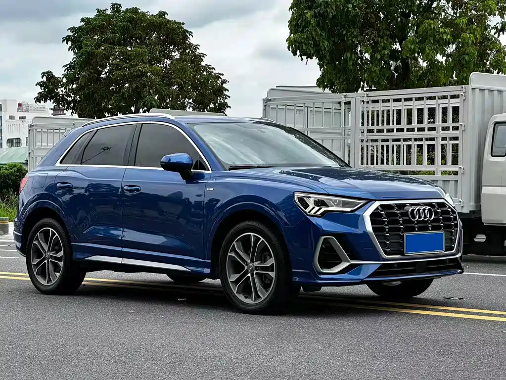 Audi Q3 — фотографии объявления, Фото 4