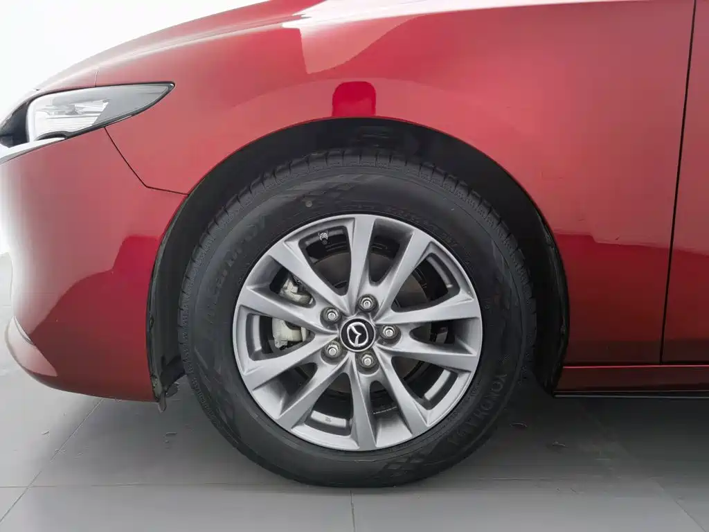 Mazda 3 Axela — миниатюра 17