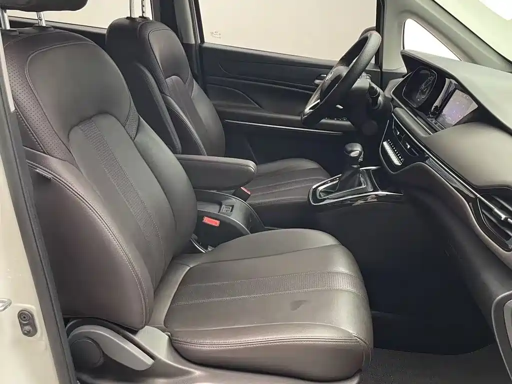 GAC Motor Trumpchi M6 — миниатюра 15