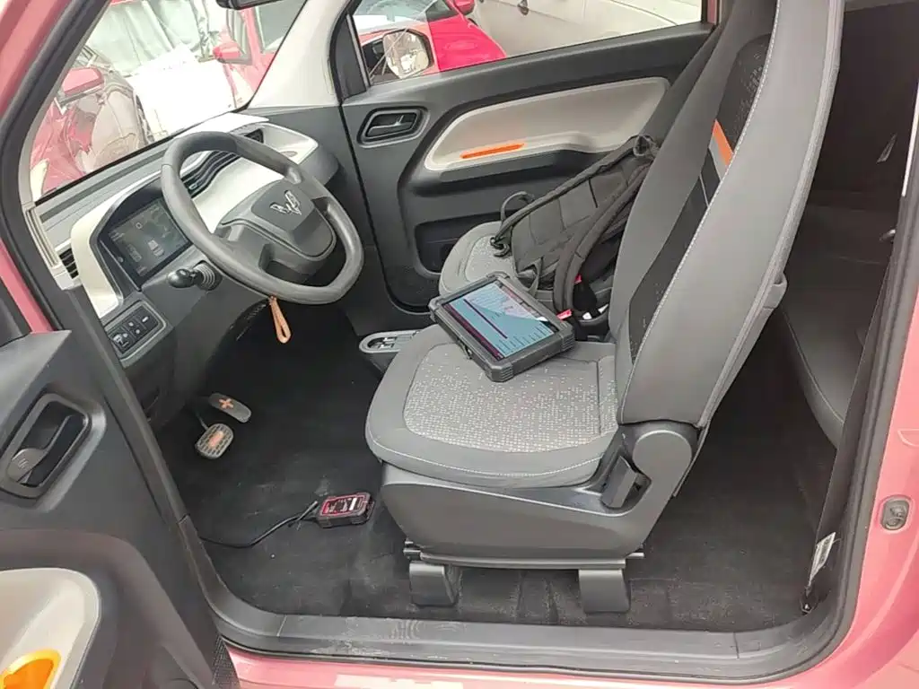 Wuling MINIEV — миниатюра 15