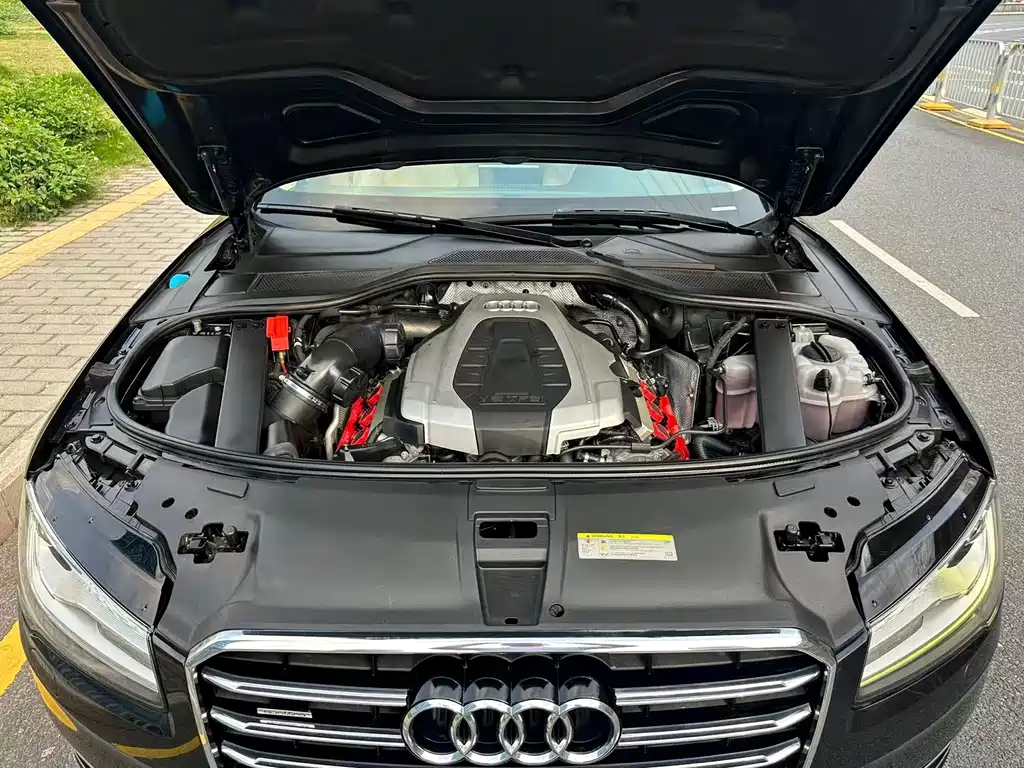 Audi A8 — миниатюра 13