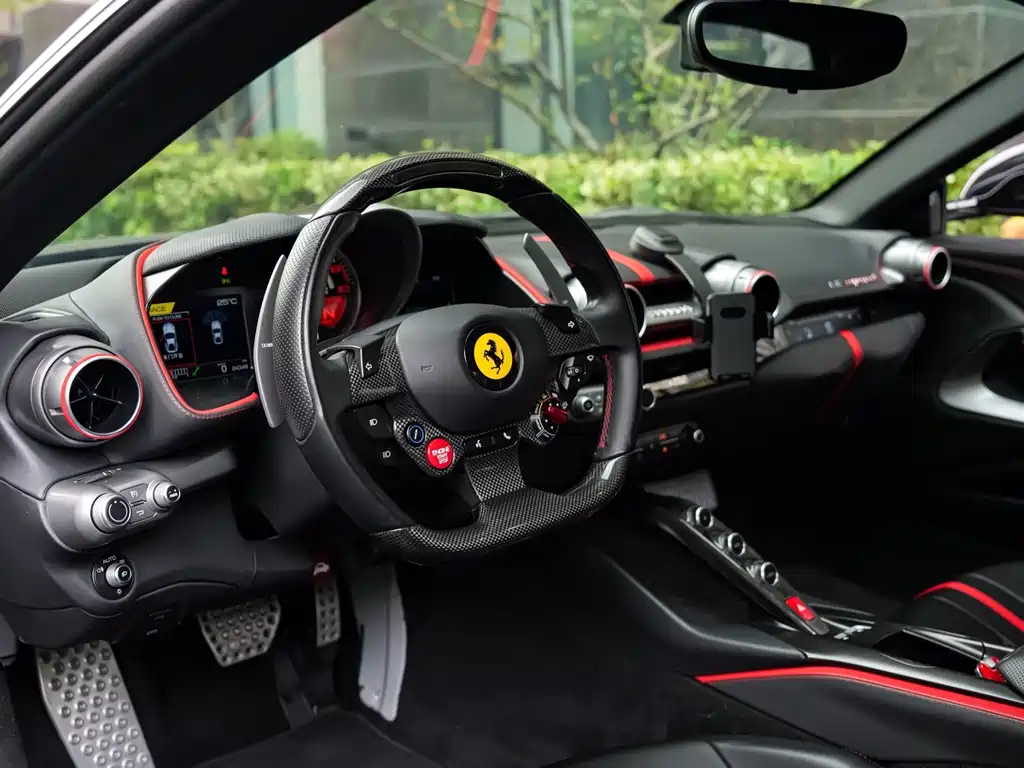 Ferrari 812 — фотографии объявления, Фото 11