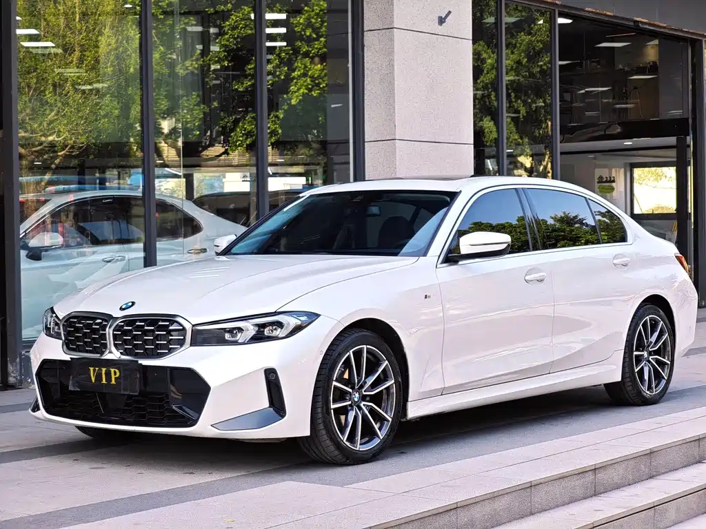 BMW 3 Series 2025