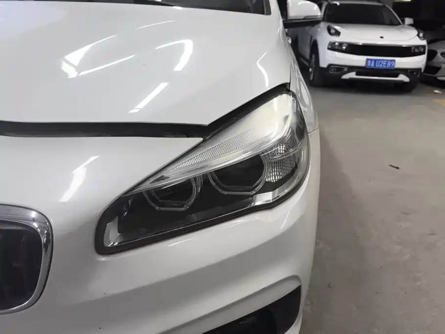 BMW 2 Series Active Tourer (Import) — миниатюра 5