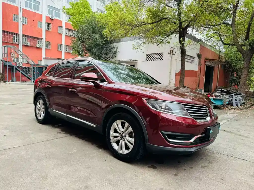 Lincoln MKX — миниатюра 3