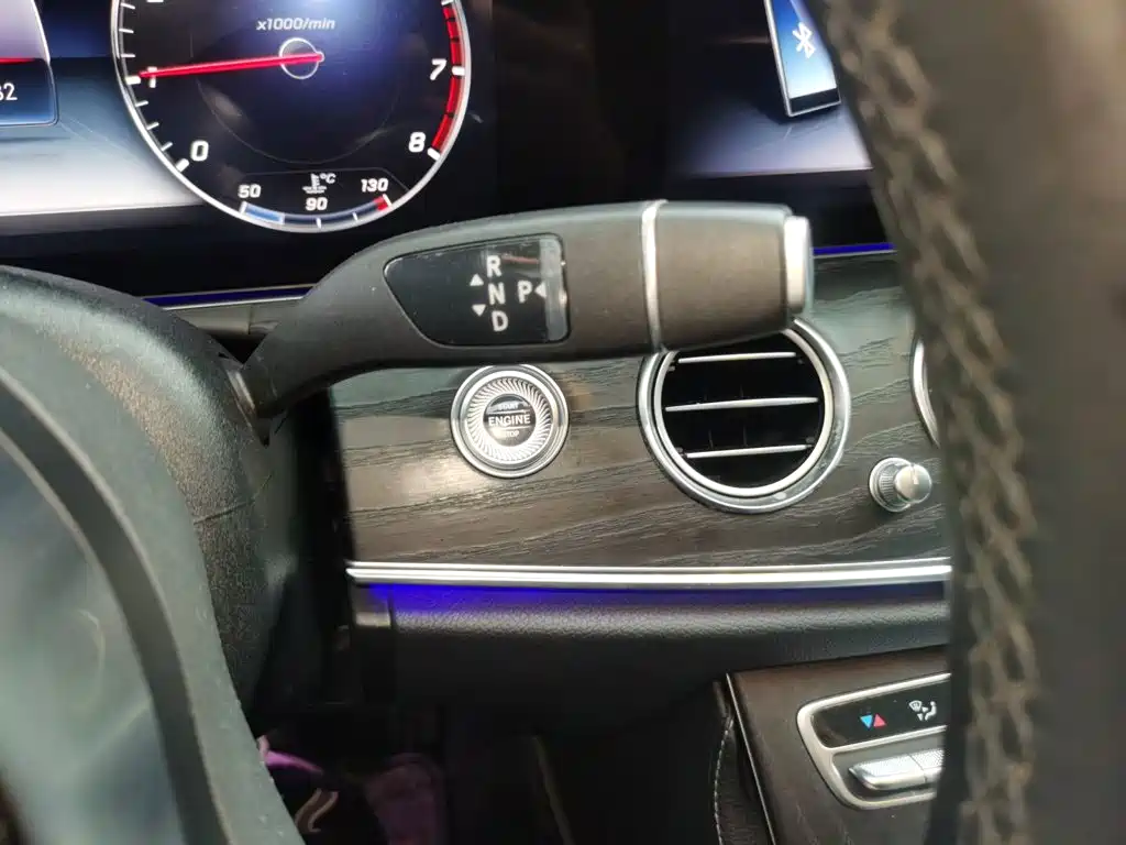 Mercedes-Benz E-Class — миниатюра 15
