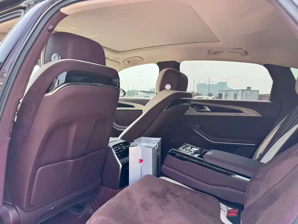 Hongqi Hongqi H9 — миниатюра 6