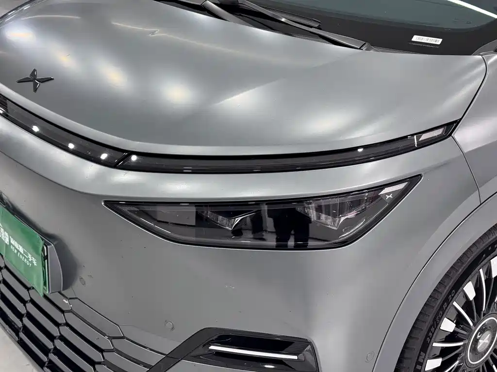 XPeng X9 — миниатюра 9