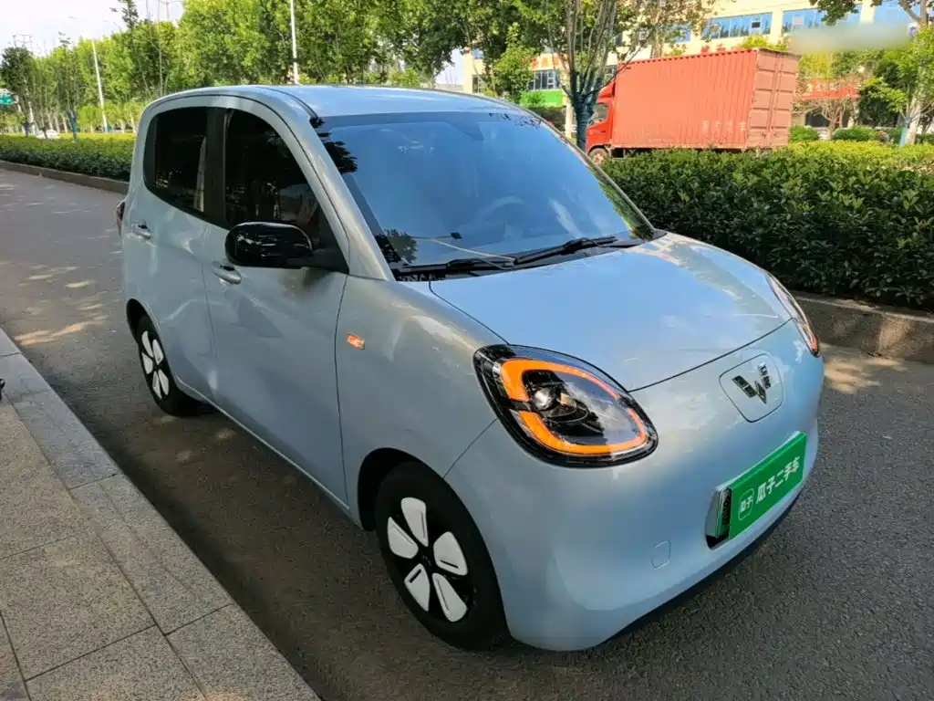 Wuling MINIEV — миниатюра 4