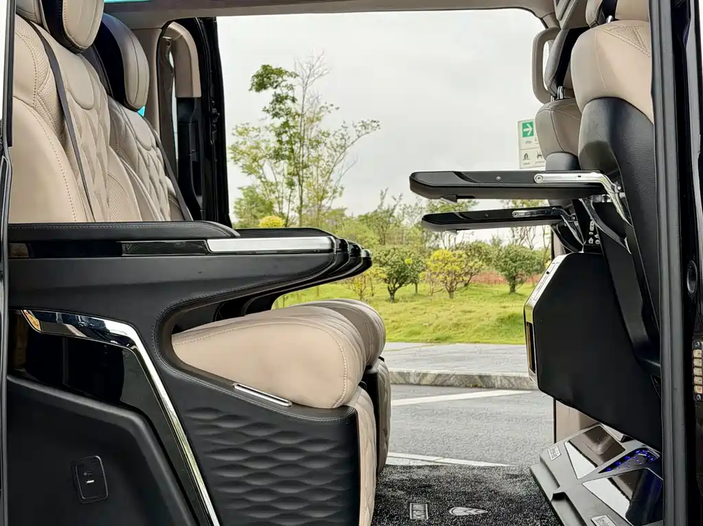Mercedes-Benz Vito — миниатюра 14