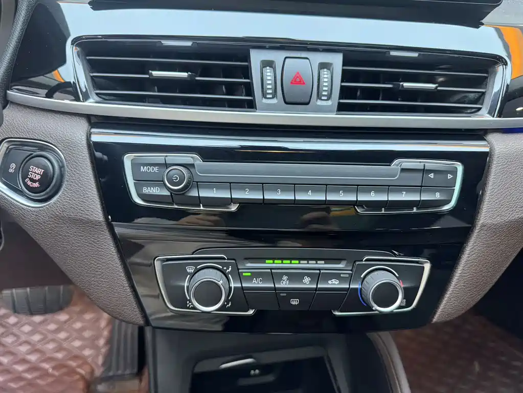 BMW X1 — миниатюра 19