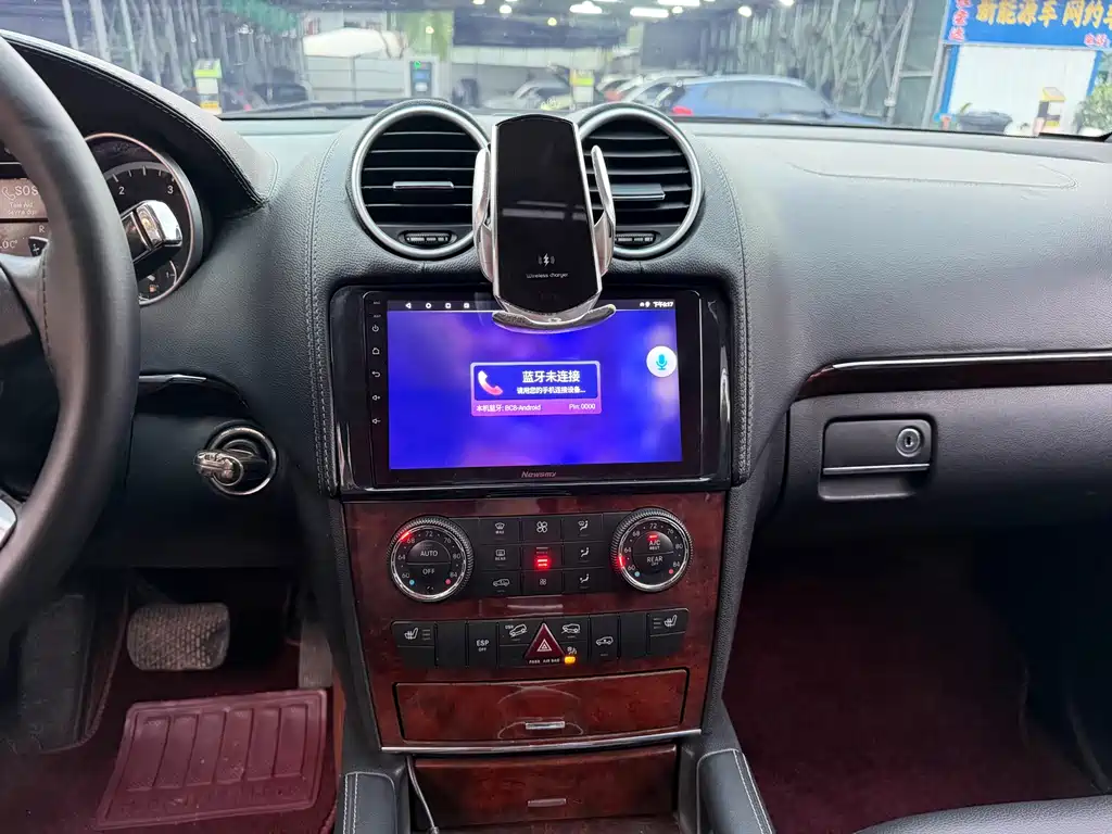 Mercedes-Benz GL-Class — миниатюра 9