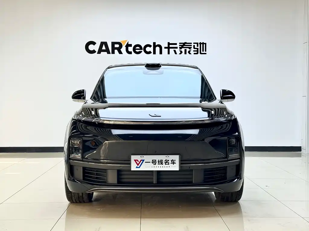 Li Auto Li L8 2025