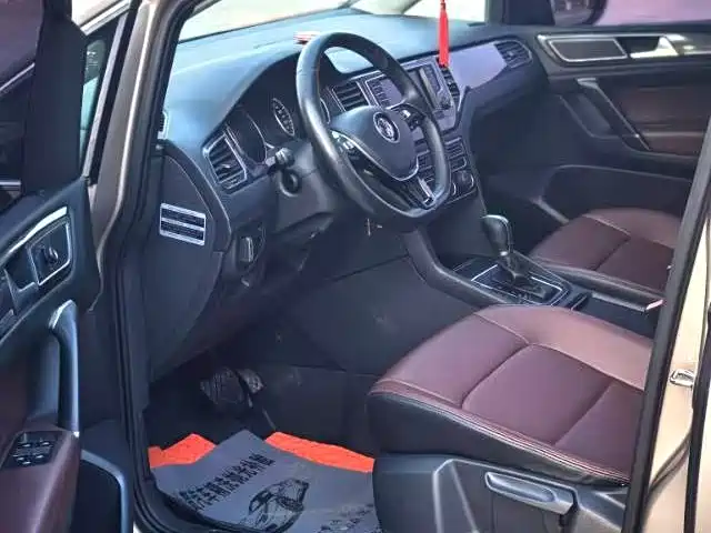 Volkswagen Golf Sportsvan — миниатюра 6
