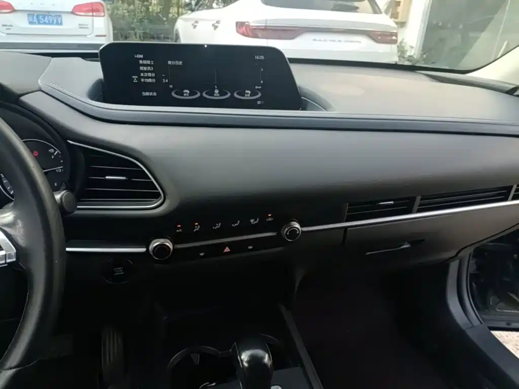 Mazda CX-30 — миниатюра 13