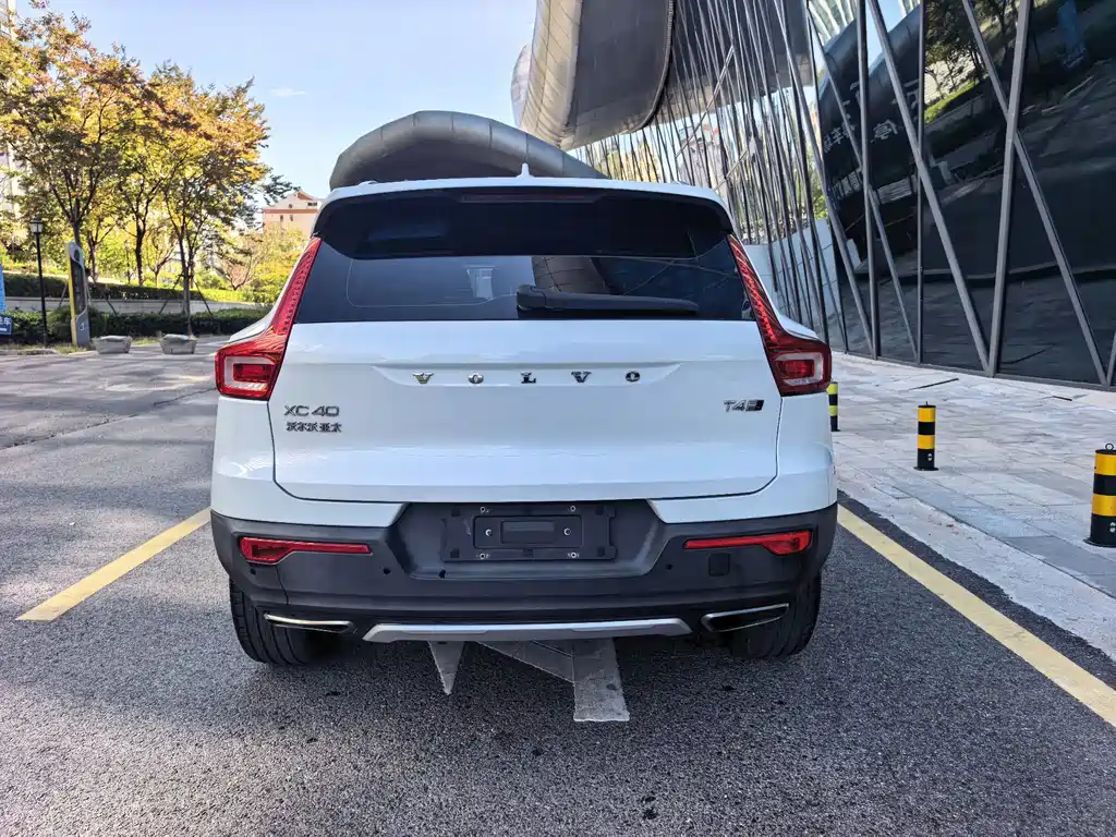 Volvo XC40 — миниатюра 6