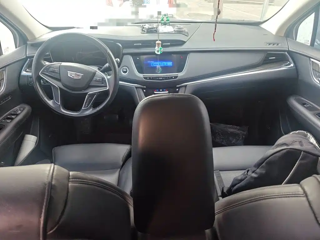 Cadillac XT5 — миниатюра 10