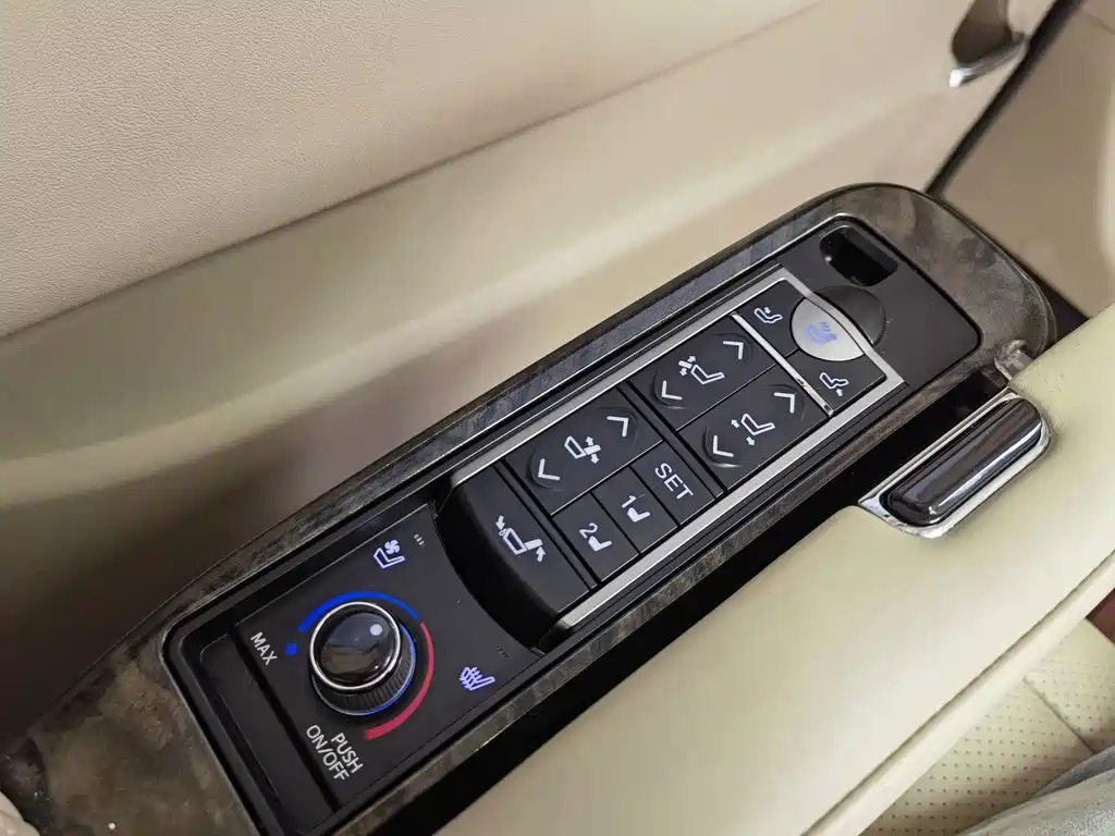 Ford Tourneo — миниатюра 19