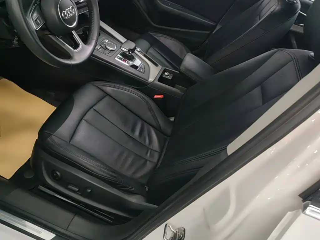 Audi A4L — миниатюра 15