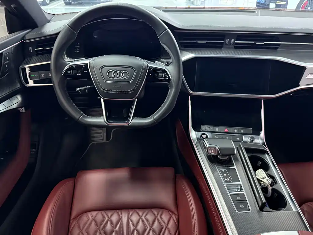 Audi A7L — миниатюра 10