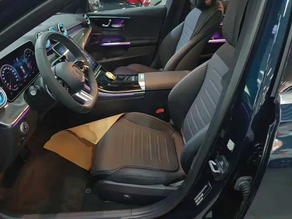 Mercedes-Benz C-Class — миниатюра 15