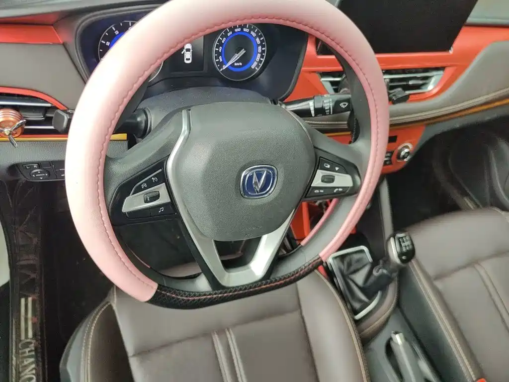 Changan Eado DT — миниатюра 6