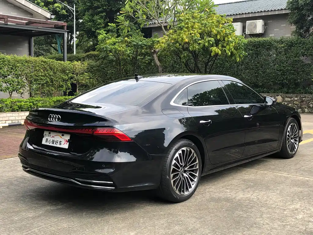 Audi A7L — миниатюра 8