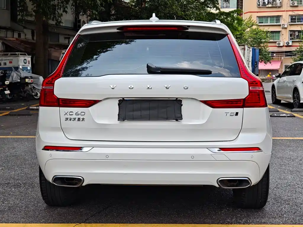 Volvo XC60 — миниатюра 6