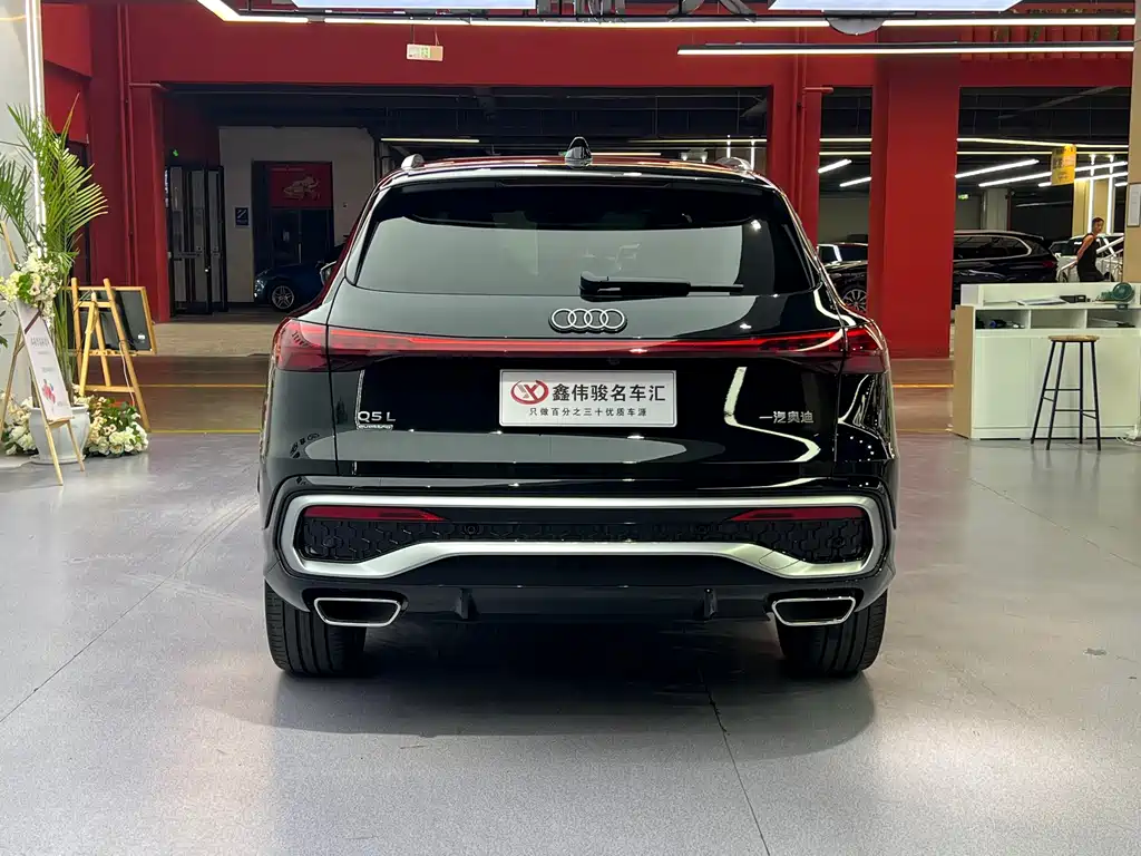 Audi Q5L — миниатюра 15