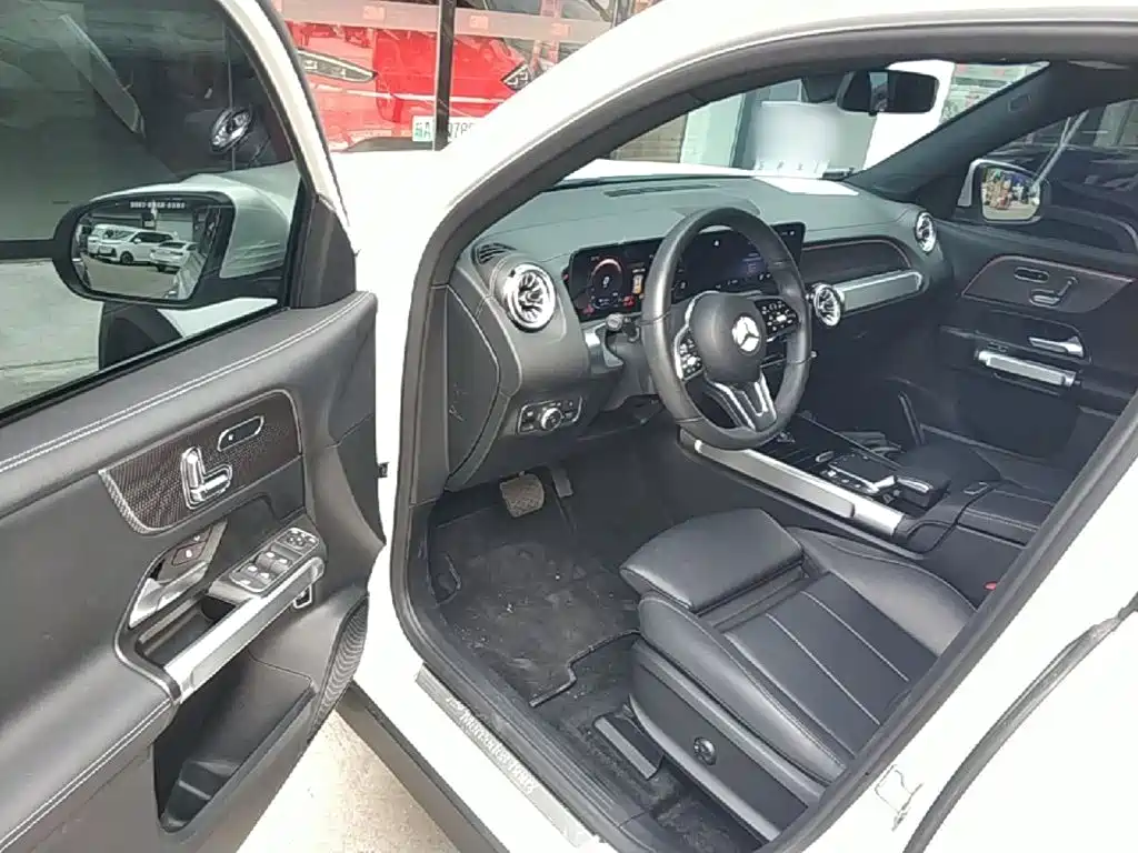 Mercedes-Benz EQB — миниатюра 16