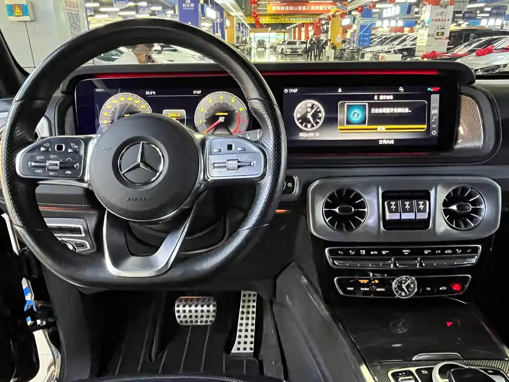 Mercedes-Benz G-Class — миниатюра 3