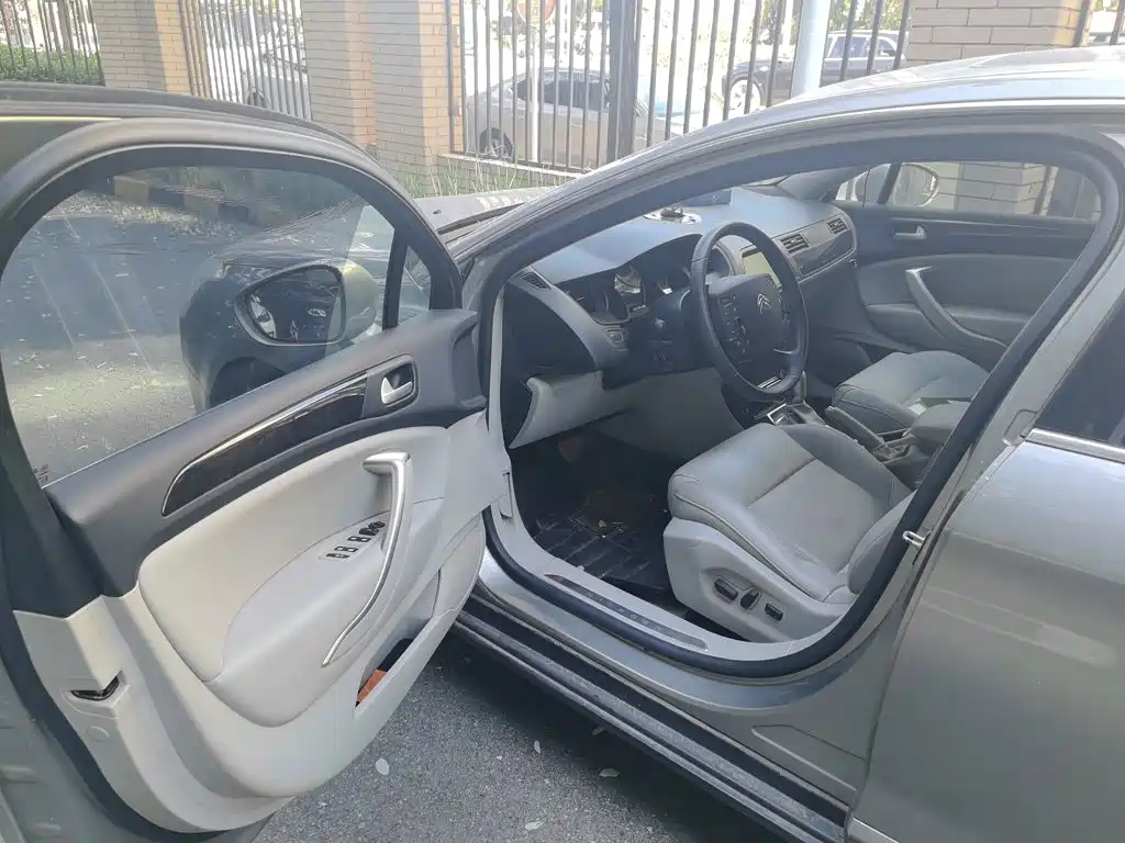 Citroen C5 — миниатюра 14