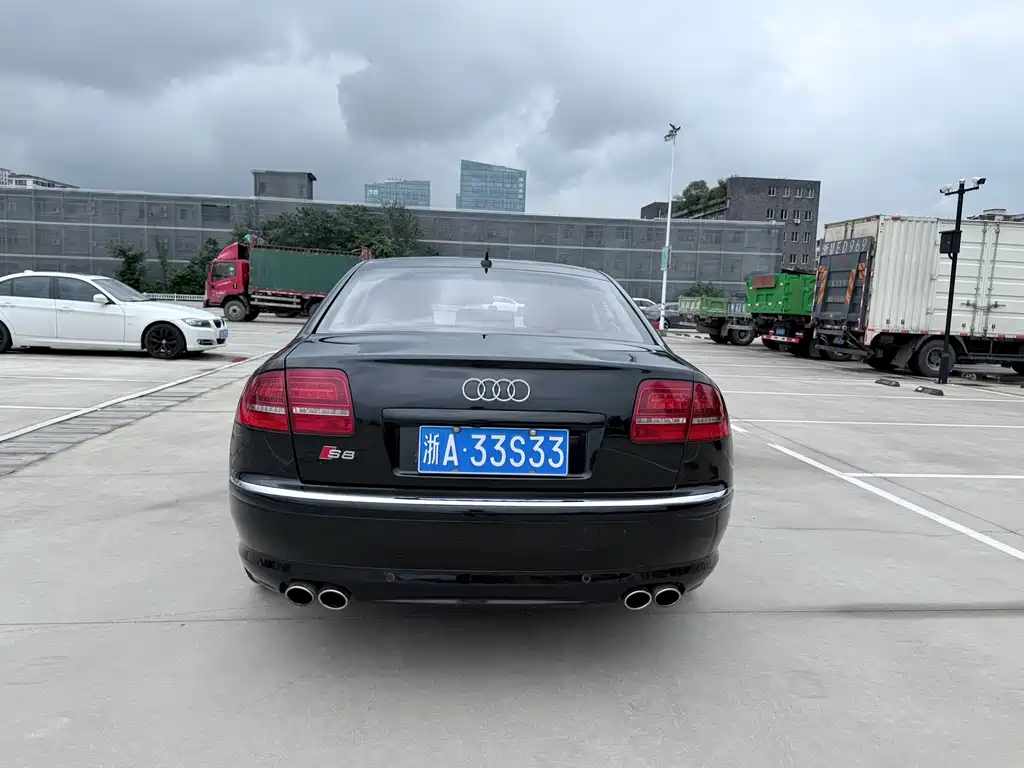 Audi S8 — миниатюра 15