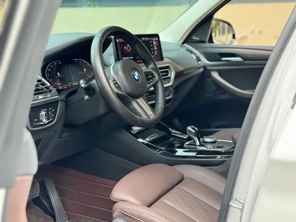 BMW X3 — миниатюра 11