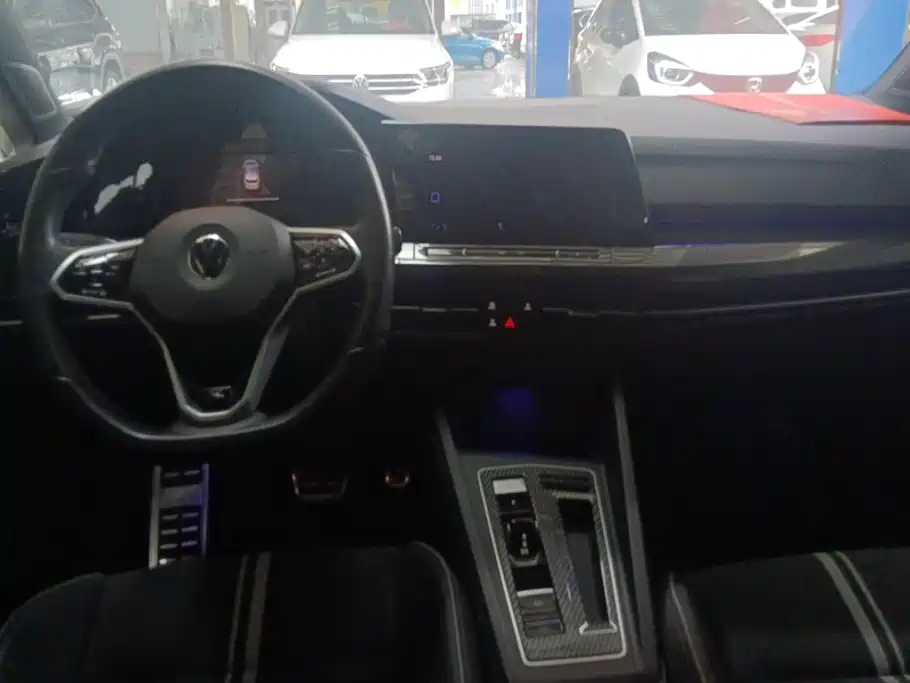 Volkswagen Golf — миниатюра 12