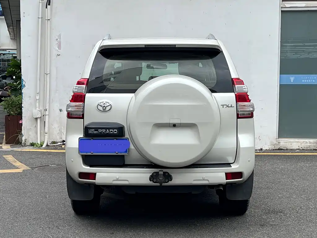 Toyota Prado (Import) — миниатюра 8