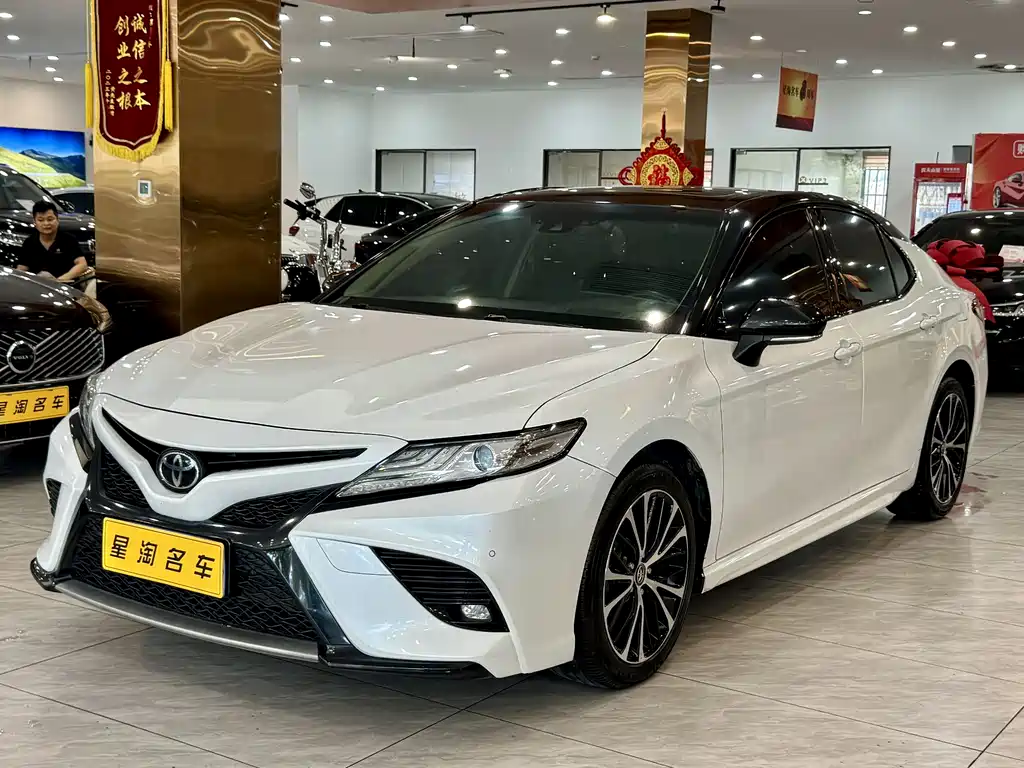 Toyota Camry 2020